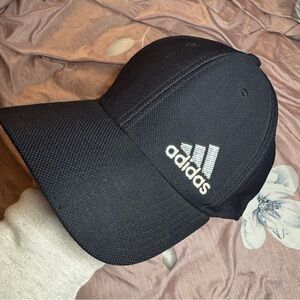 Adidas’s Black Hat; Size:L/XL